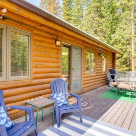 Hot Tub Hideaway w/ Views & Deck in Fairplay!, Hotel in Fairplay