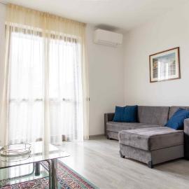 TRILOCALE Oasi- Rho fiera Milano, hôtel à Cesate