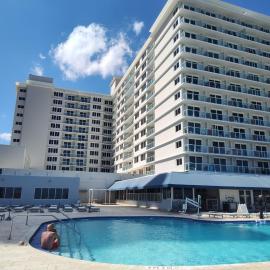 Estudios con y sin balcón en Sunny Isles Beach, hotel in Sunny Isles Beach