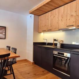 App B13 - Centrally - Alp'in C, hotel in La Chapelle-dʼAbondance