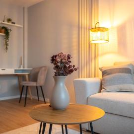 Modern, ultra central flat