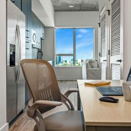 14th Floor SkySuite Studio | DT Views | Pool & Gym