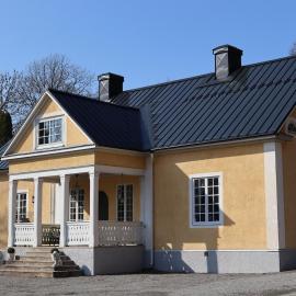 Private mansion for family, friends or colleagues – hotel w mieście Viksjö