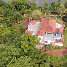 Villa König - Luxury Home Stay Bentota
