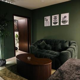 Grenvey Designer Apartment with Rooftop Pool & Self Check In