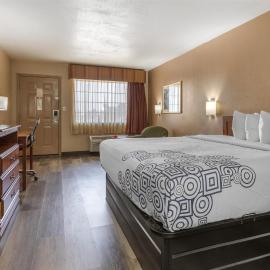 SureStay Plus Hotel by Best Western Poteau, hotel a Poteau