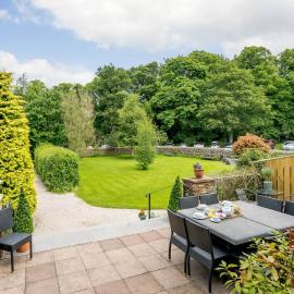 Holly House, hotel in Pooley Bridge