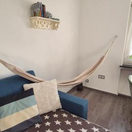 Einzigartige Ferienwohnung -hier im jetzt-، فندق في Felsberg