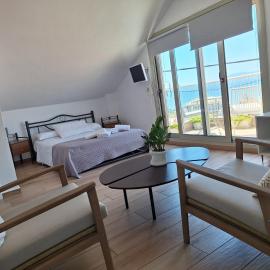 studio Palerostravel