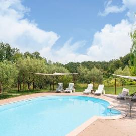 Appealing Apartment in Collesalvetti with Garden
