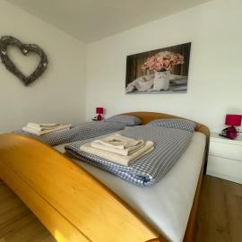 Ferienhaus Bibertal Anhofen, hotelli kohteessa Bibertal 