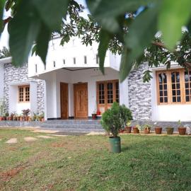 Munnar Mountain view cottage