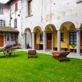 Casa Borgo, hotel a Cannobio
