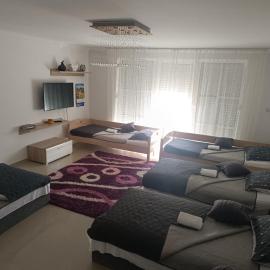 M&V, hotel in Srbobran