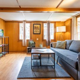 Kandersteg में, होटल Lovely & great equipped wooden Alp Chalet flat