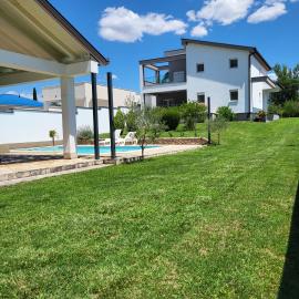 Villa Buna, hotel en Buna