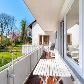 Lakeside Comfort with Balcony