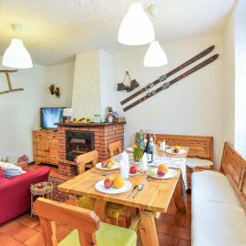 2 Bedroom Lovely Apartment In Ponte Di Legno
