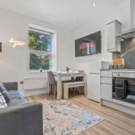 Cardiff Luxe Flats with Spa Facilities, khách sạn ở Cardiff