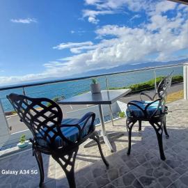65onCliff - 4 Bedroom Home Selfcatering, Hotel in De Kelders