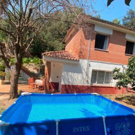 Forest House with Pool & Shared Garden