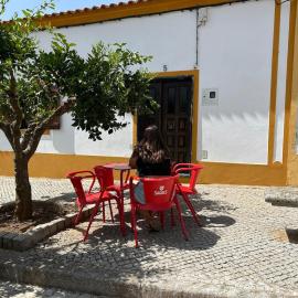 Ninho da Cegonha Assumar, hotel in Assumar