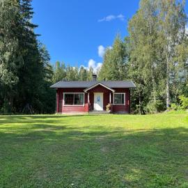 Crickhollow, hotell Saarijärvis