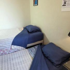 Habitación privada en departamento compartido、El Cerrilloのホテル