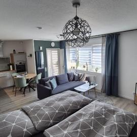 Ferienwohnung Villa Grimm，Burbach的飯店