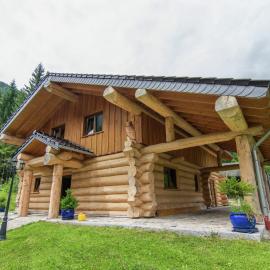 Family log cabin in the Alps、ルーポルディングのホテル