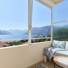 Apartment Prosperus with Sea View