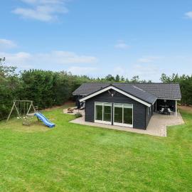 Nice Home In Ansager With Sauna – hotel w mieście Ansager