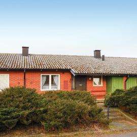 1 Bedroom Lovely Apartment In Kivik