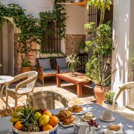 Art Boutique Hotel Chamarel, хотел в Дения