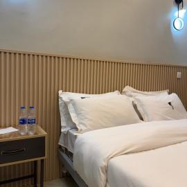 Klassroom Hostelry، فندق في كامبالا
