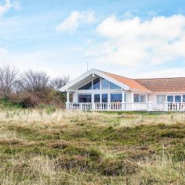 12 person holiday home in Sjællands Odde-By Traum, hotel v destinácii Yderby