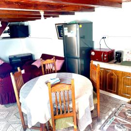 Casa tipo departamento, acogedor y completamente equipado, Hotel in Constitución