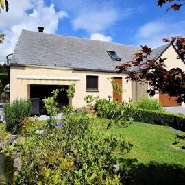 Beautiful Holiday Home in Durbuy with Garden, Hotel in Septon