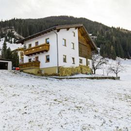 Apartment in See near Ski Slopes