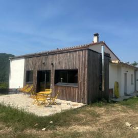 The Mas at Cerdan Art and Nature، فندق في Saint-Laurent-de-Cerdans