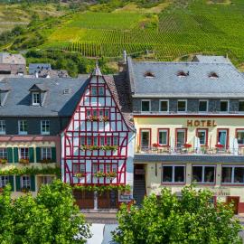 Mosel-Landhaus Hotel Oster, hotel em Ediger-Eller