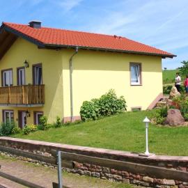 Apartment in Gransdorf with Scenic Views, hotel a Gransdorf