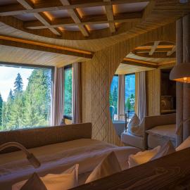 Luxury Chalet Strachan - Jacuzzi and Sauna, hotel in Ždiar