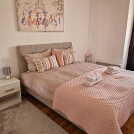 Apartman Iris, hotell sihtkohas Pirot