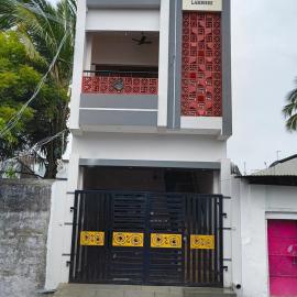 KHS Lakshmi-U, hotel in Ambāsamudram
