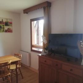 Studio chaleureux de montagne, hotel Ustou városában