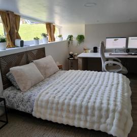 Chez Jenni & Bruno, hotel v destinaci Montmort-Lucy