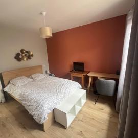 Chambre 11 m2 privée et calme à Muret chez l'habitant, hotel in Muret