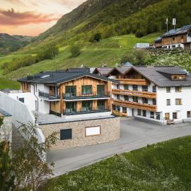 Die Sabine & dein Hotel in Galtür