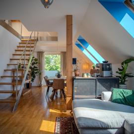 Attic apartment & terrace